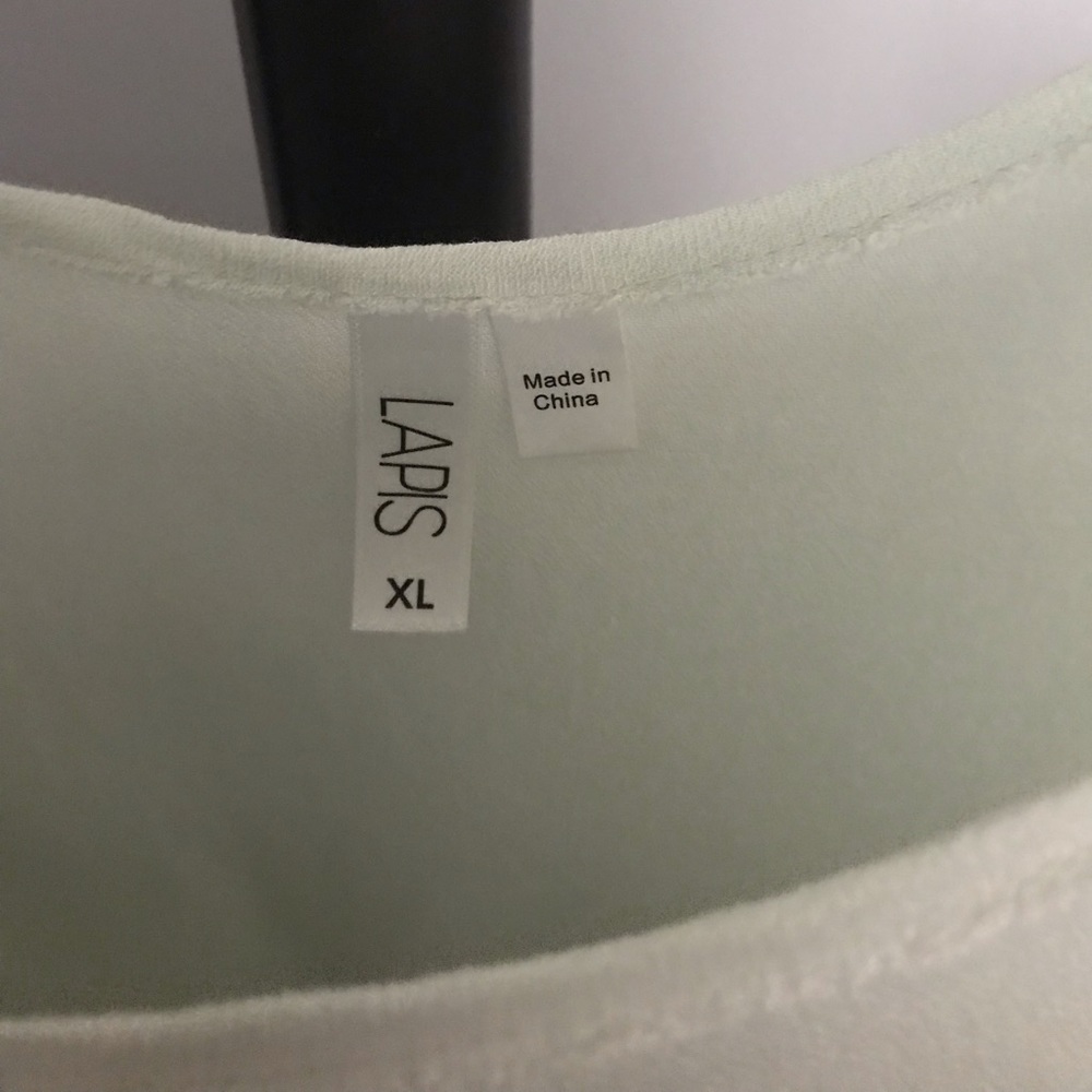 Embroidered tank - Picture 2 of 6